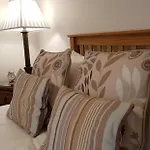 Lyndale Self-catering Sleeps 4 Apartman