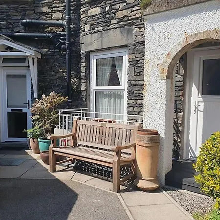 Lyndale Self-catering Sleeps 4 Apartman *