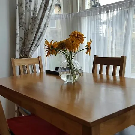 Apartman Lyndale Self-catering Sleeps 4 *