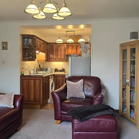 Lyndale Self-catering Sleeps 4 * Windermere