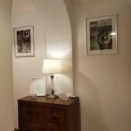 شقة Lyndale Self-catering Sleeps 4 *