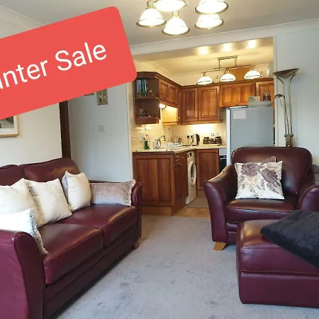 Lyndale Self-catering Sleeps 4
