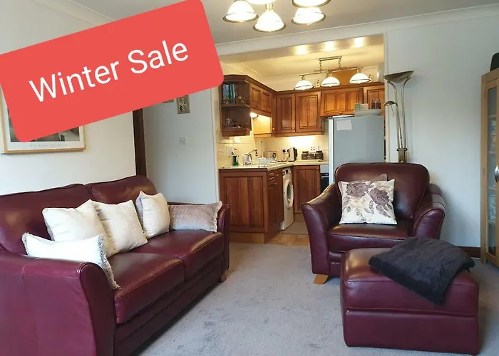 Lyndale Self-catering Sleeps 4